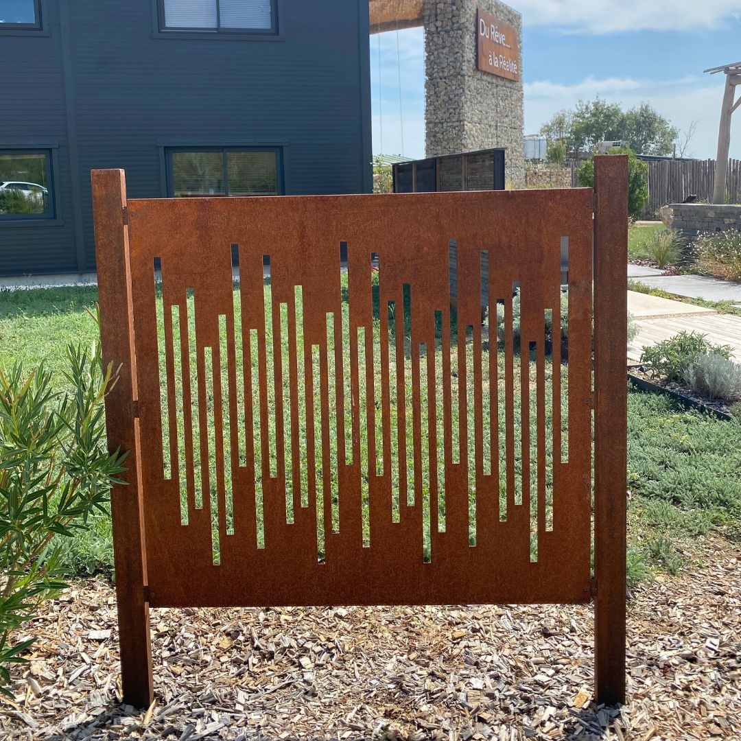 Clôturer votre jardin avec une clôture en métal